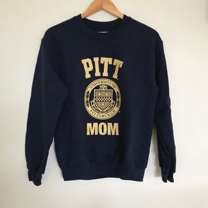 SOLD Pitt Mom” Graphic College Sweatshirt  Small